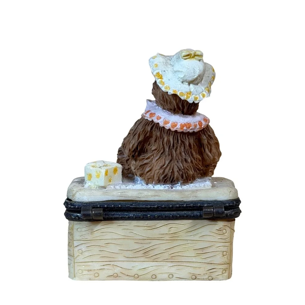 Teddy‎ Bear on Suitcase Resin Hinged Trinket Box Figurine Brown Cream Vintage